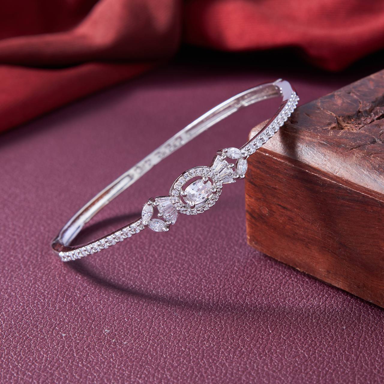 Silver Oval Halo Diamond Bangle – Elegant CZ Bracelet by Nivora Jewel